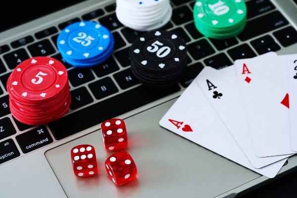 Antarmuka utama tajir4d yang menampilkan jadwal Piala AFF
